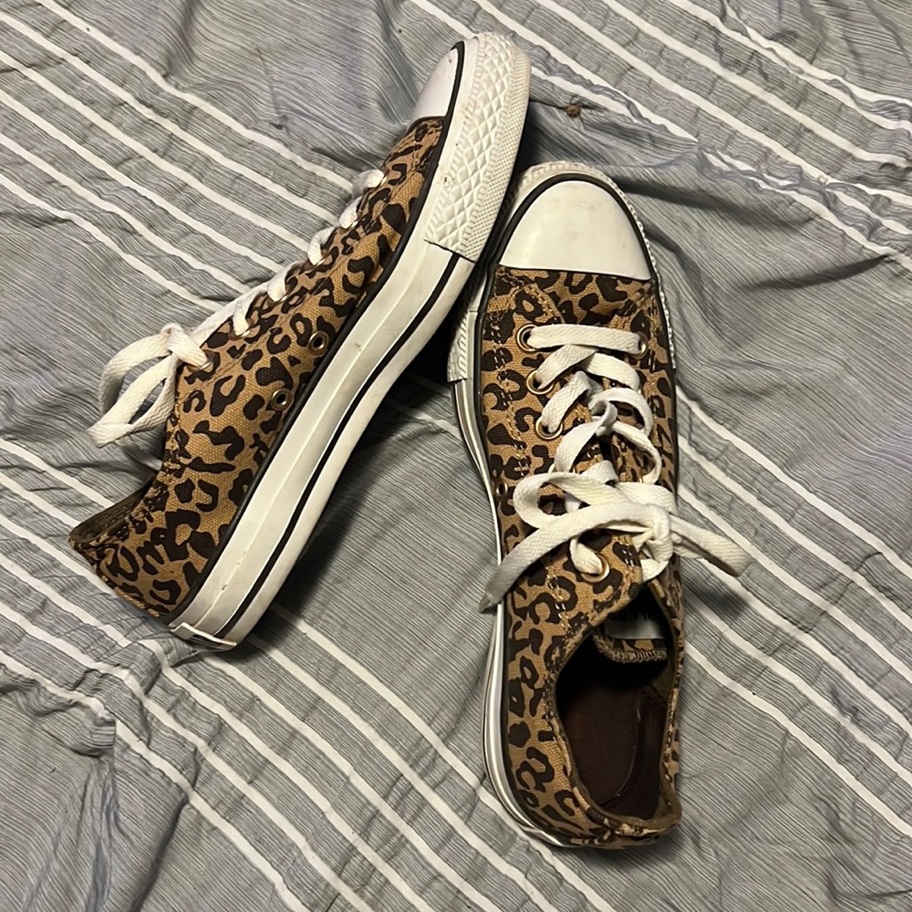 Cheetah Converse